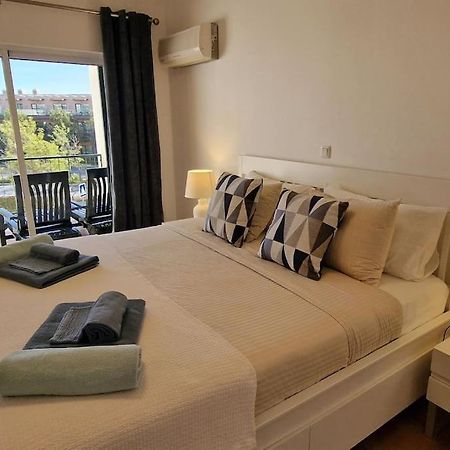 Jasmine Apartment Next To Meia Praia Beach Lagos Buitenkant foto